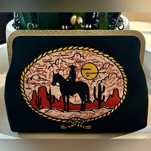 Western Themed KISS Lock Clutch with Embroidered Design and crossbody chain